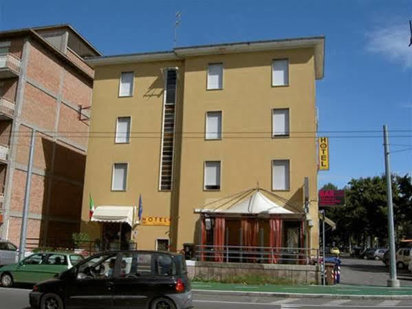 Hotel Violetta Parma Exteriér fotografie