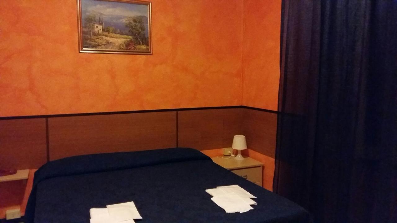 Hotel Violetta Parma Exteriér fotografie